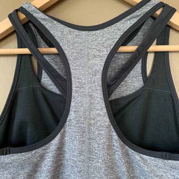 Lululemon inspirational tank - Picture 3 of 10